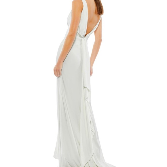 NWT MAC DUGGAL 12336 Sleeveless V-Neck Jersey Gown - White Size 4 - Picture 3 of 4